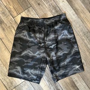 🆕 Reebok Men’s Speedwick Shorts- Medium